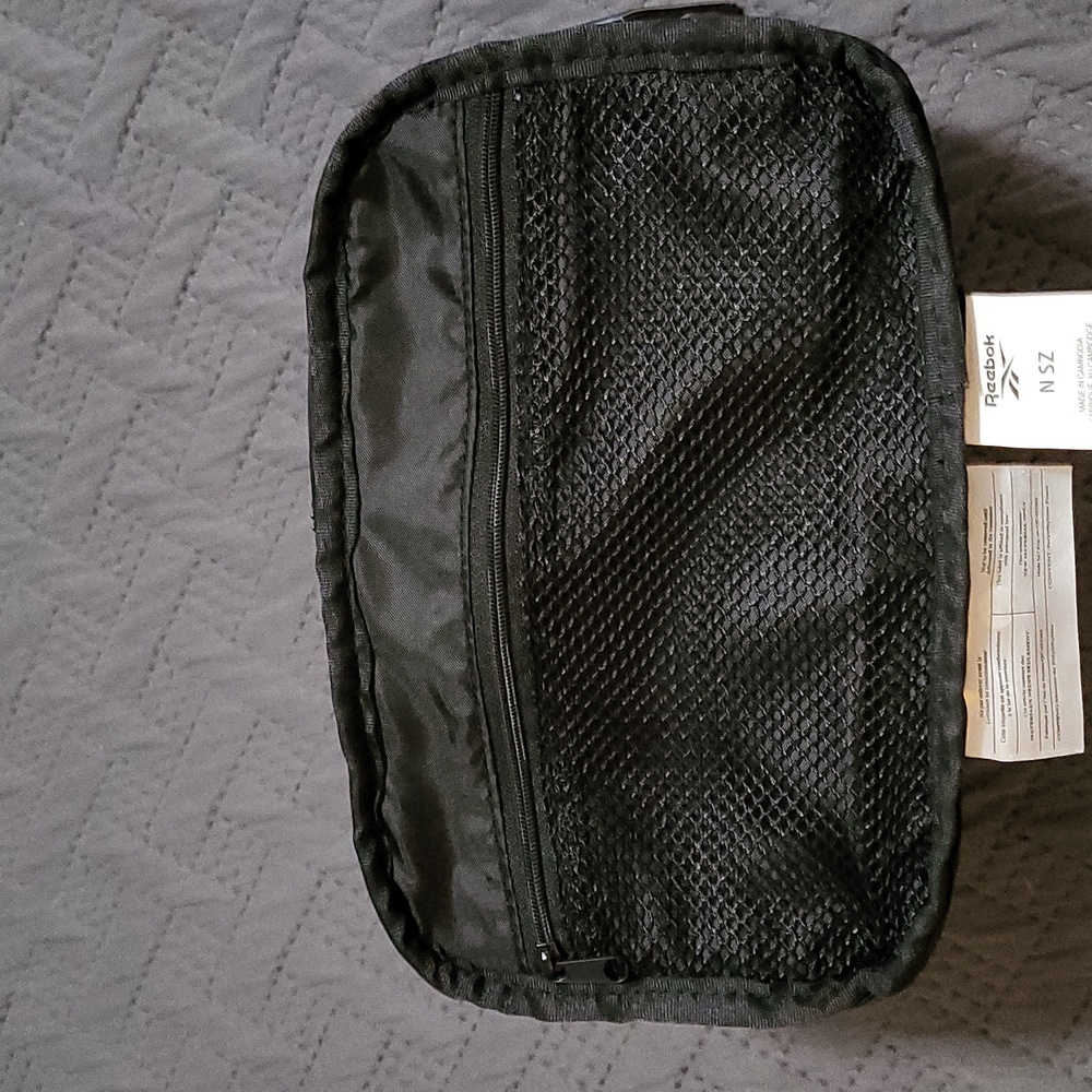 Reebok Dopp Kit - Picture 6 of 8